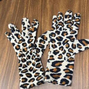 Old Navy Animal Print Gloves
